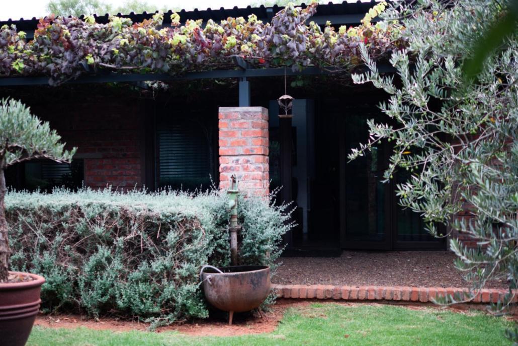 Liedjiesbos Urban Olive Farm Bed and Breakfast Μπλουμφοντέιν Εξωτερικό φωτογραφία